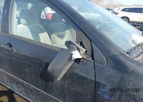 2004 Toyota Corolla Le z USA, uszkodzony, nr VIN 2T1BR38E84C299975